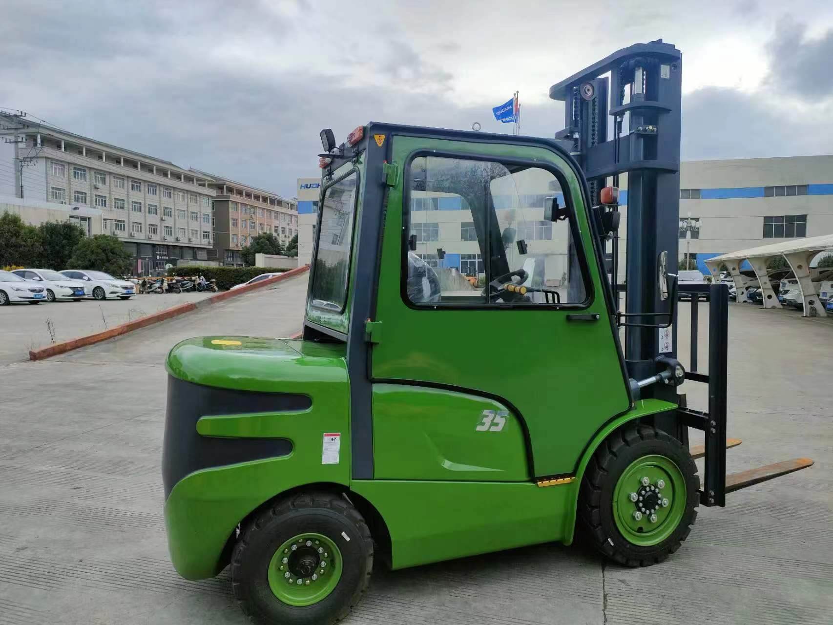 Lithium battery forklift