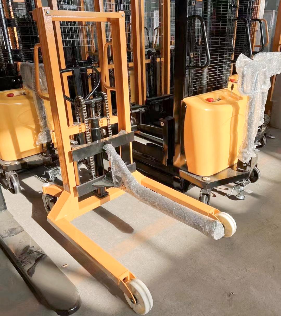 Paper roll stacking cart